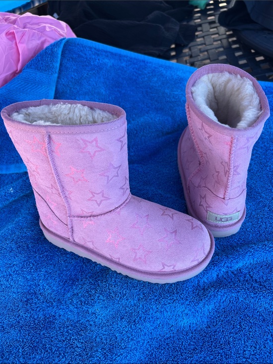 UGG Other - UGG Pink Star Suede Short Boots